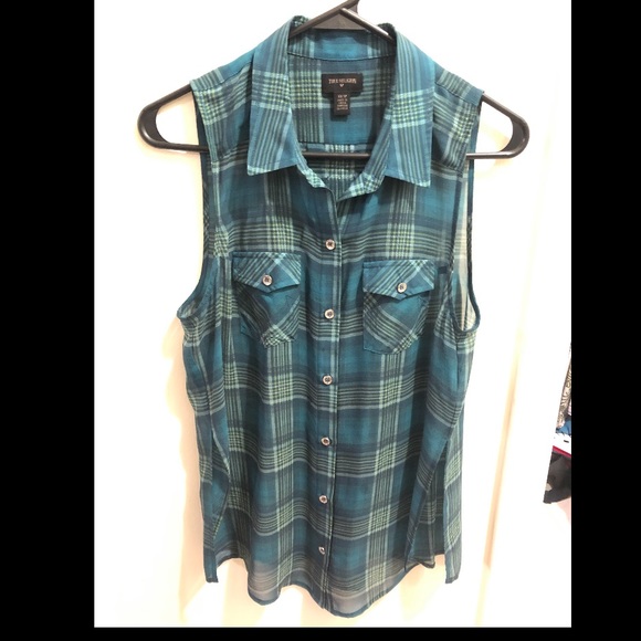 Sleeveless True Religion Flannel Patterned Top - Picture 1 of 4